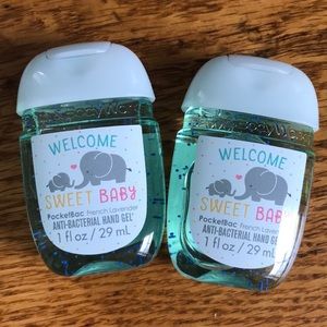 (4) 1 ounce antibacterial hand gel’s